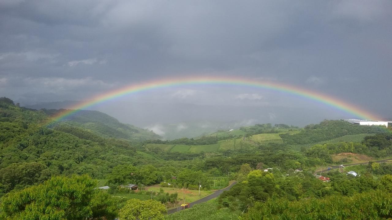 Monte Belo dol Sul Casa Temporada Monte Belo Do Sulヴィラ エクステリア 写真